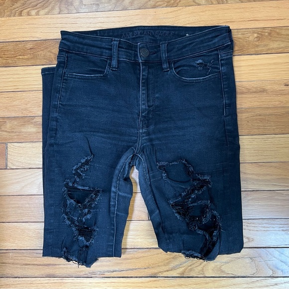 American Eagle black distressed ripped next level stretch hi rise jegging jeans - Picture 4 of 10